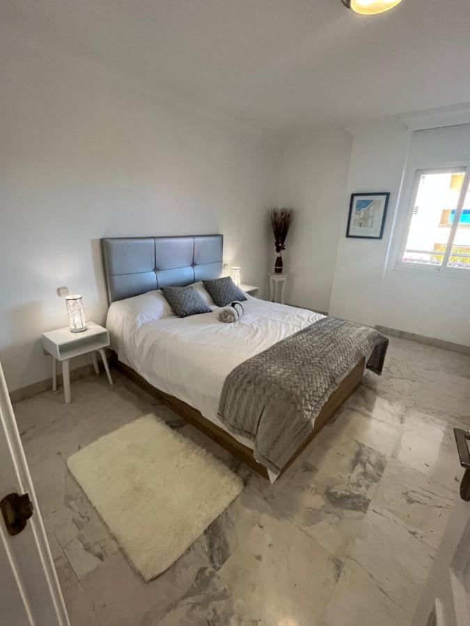 Heart Of Puerto Banus Newly Renavated Free Parking , Wifi ,Pool,Gym,Padel Court Apartamento Marbella Exterior foto